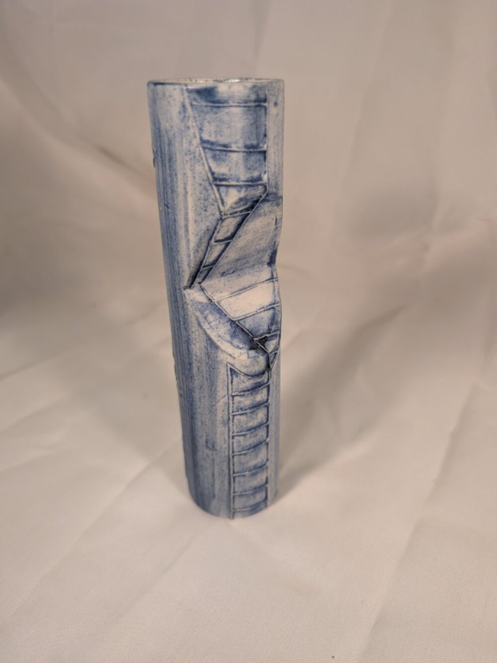 CARN POTTER VASE BY JOHN BEUSMANS CORNWALL, ENGLAND